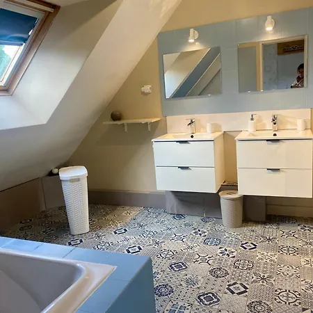 Casa vacanze Maison Avec Jacuzzi Proche Circuit 24h Et Boulerie Jump